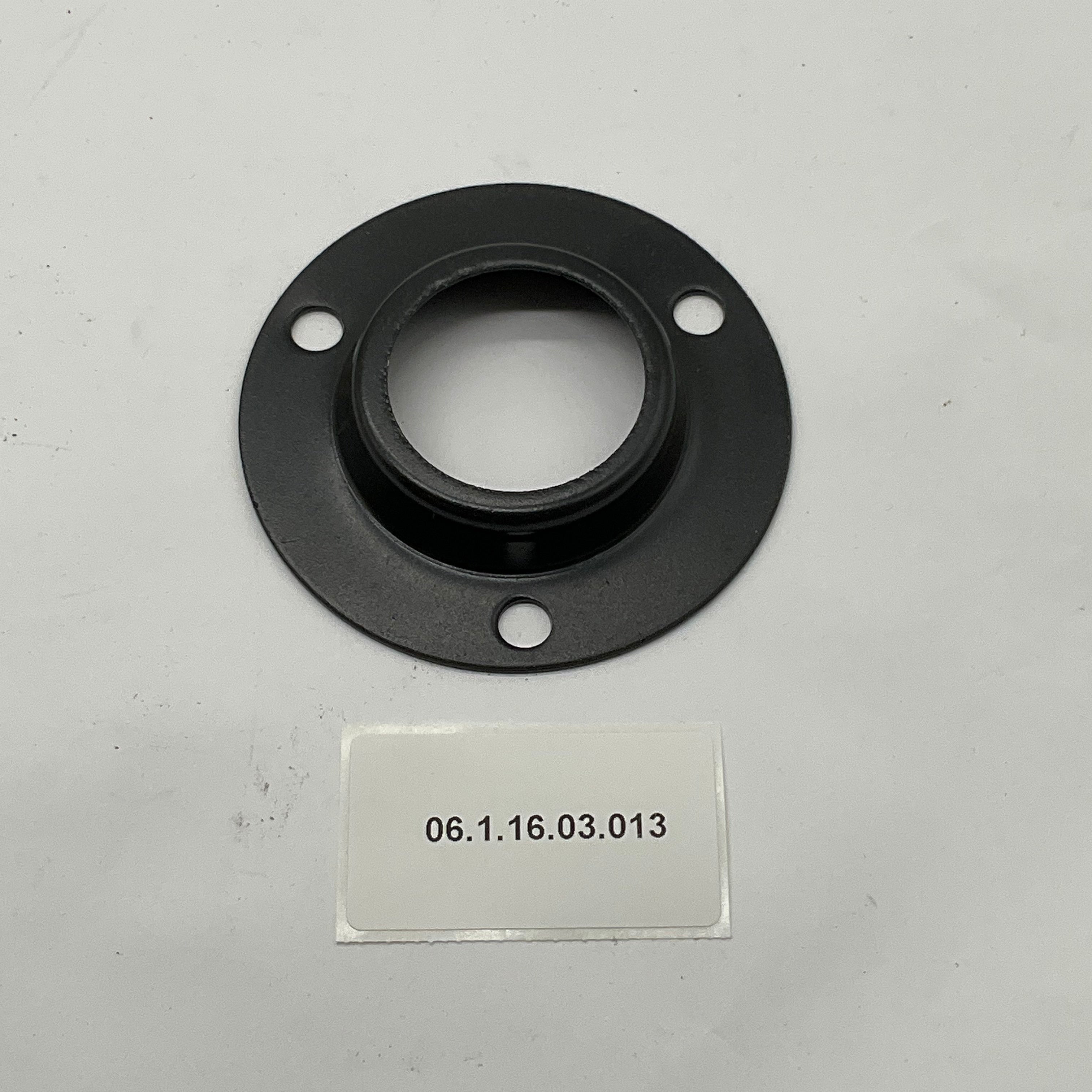 06.1.16.03.013 Bearing Retainer