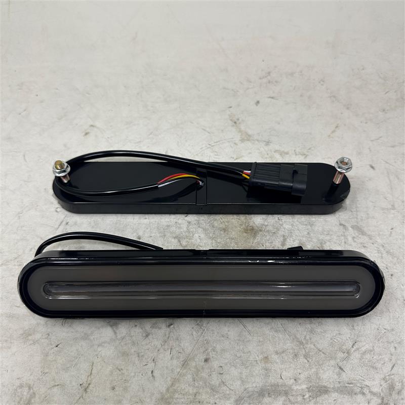 103008280000 Taillight