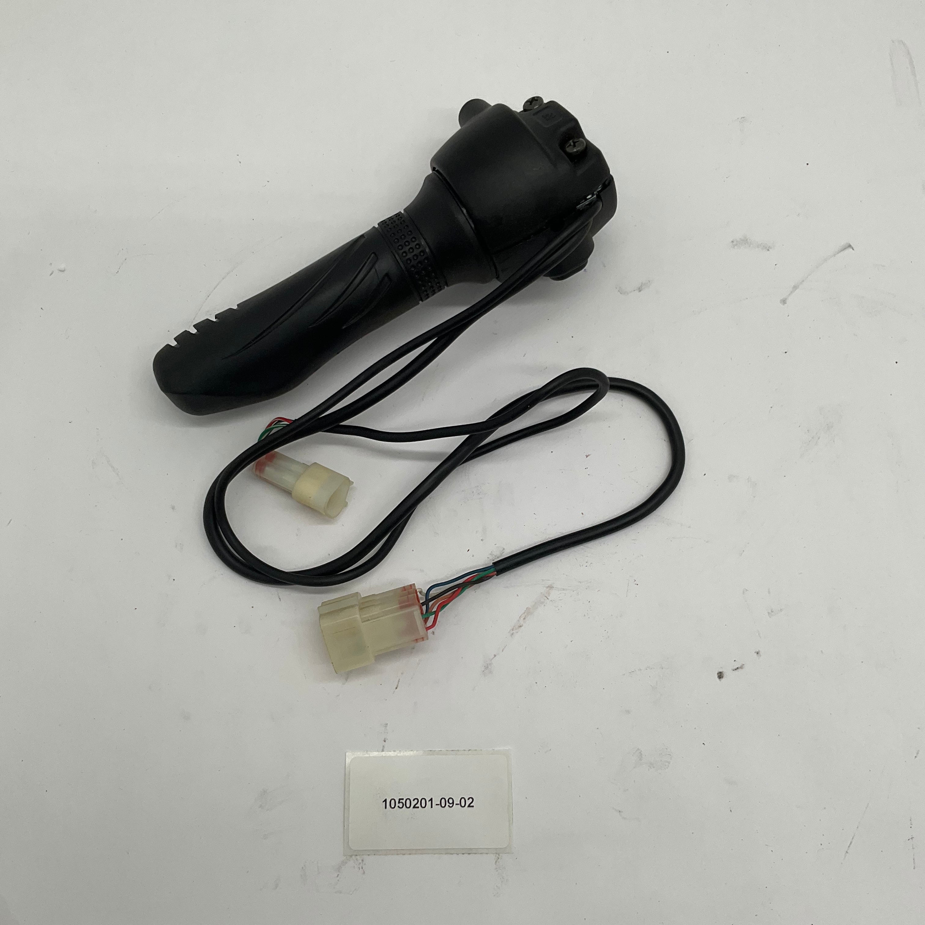 1050201-09-02 Right Switch