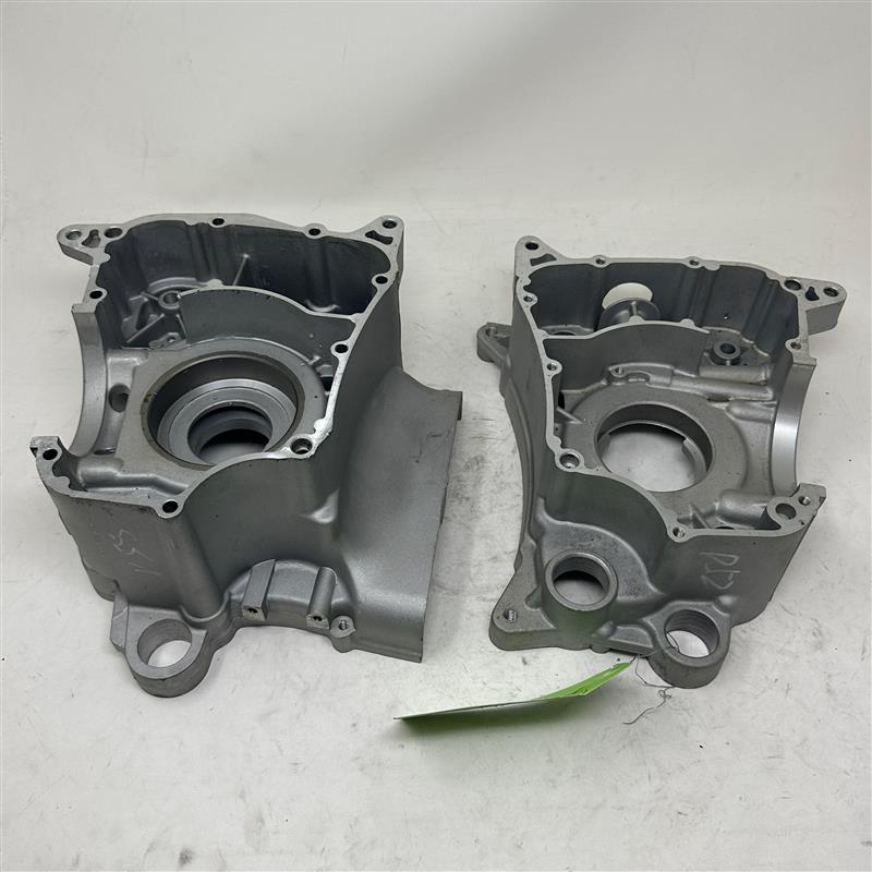 27204 Crankcase Assy