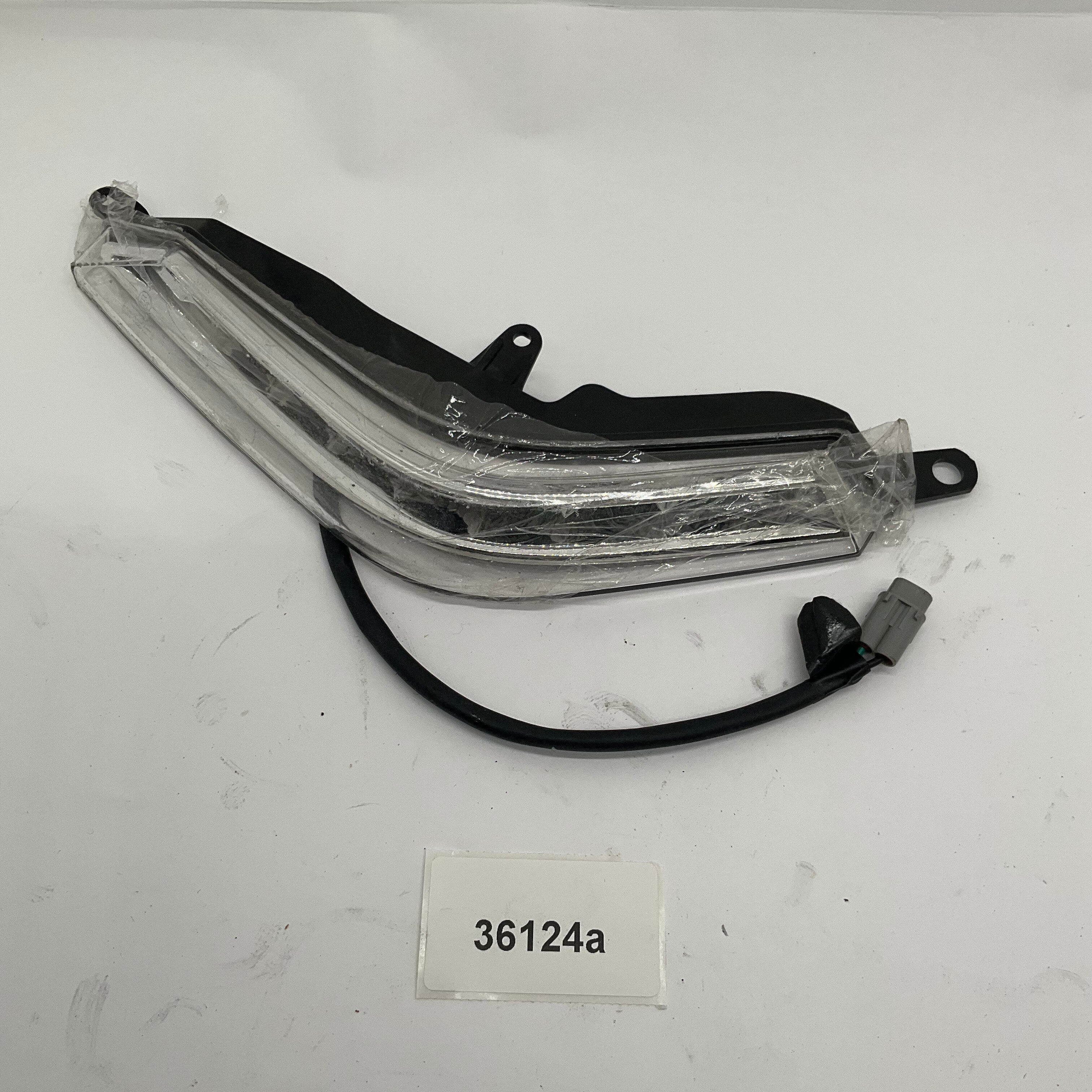 36124a FRONT POSITION LIGHT L