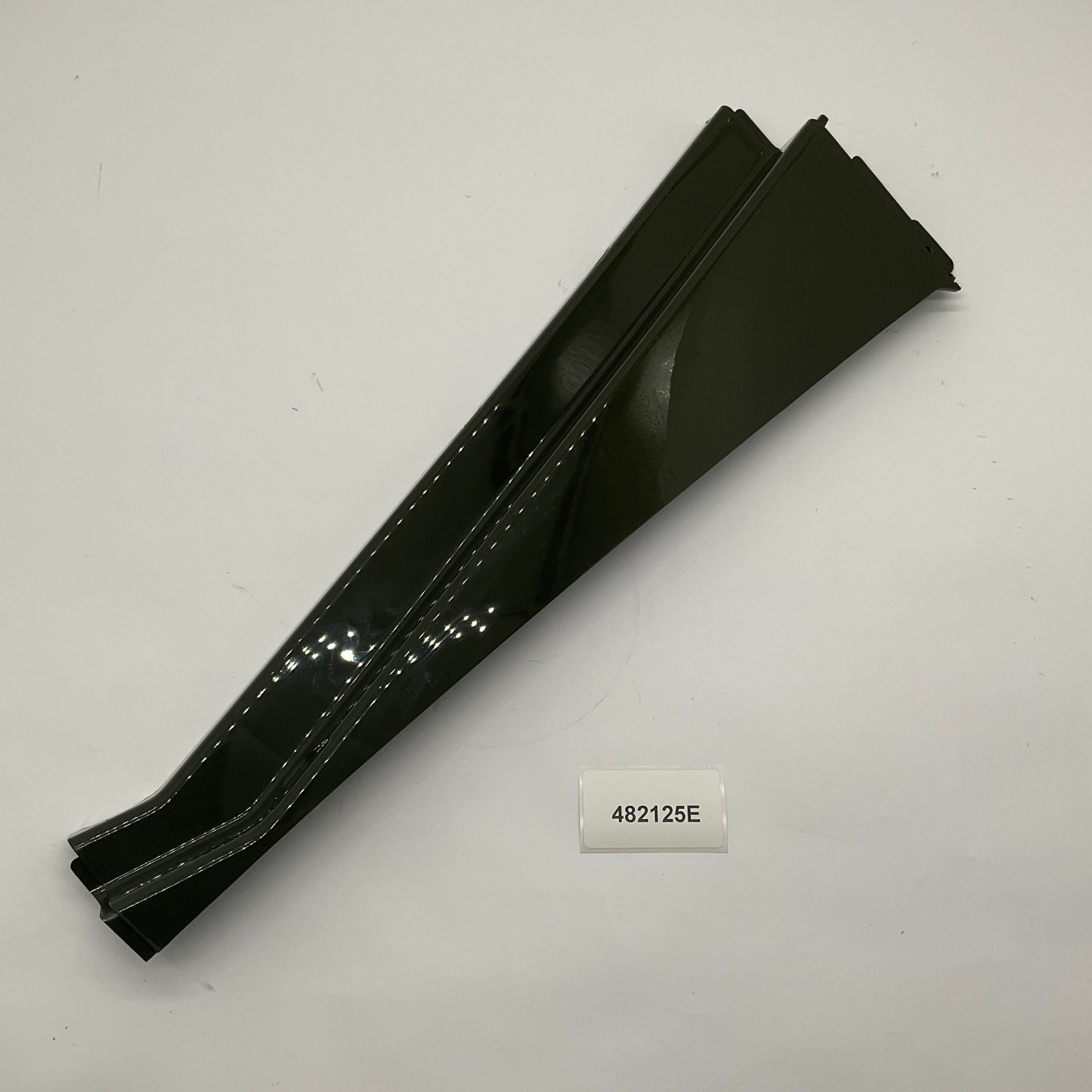 482125E Lower Front Mudguard RH,  Army Green