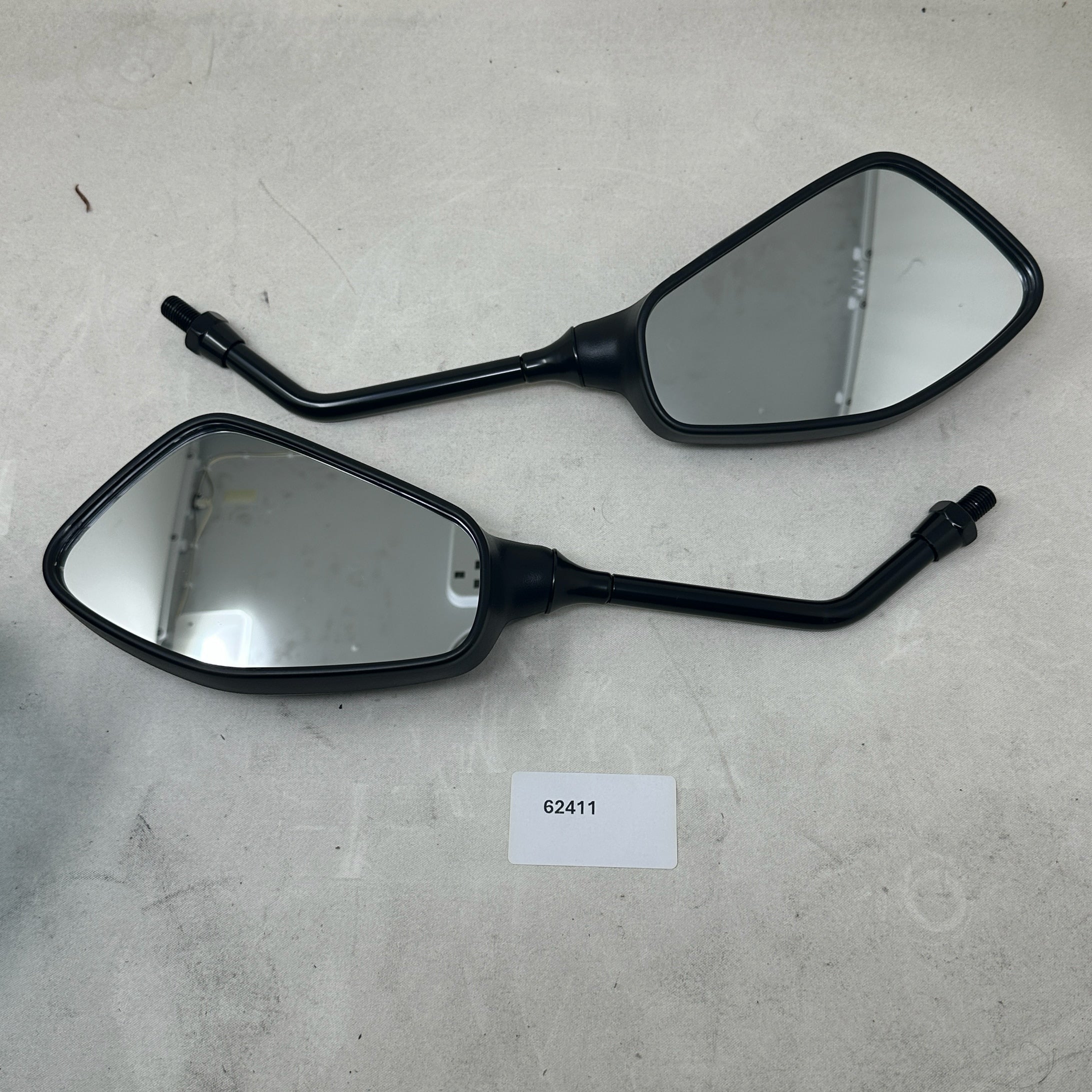 62411 MIRROR ASSY(E4-81R-000208)