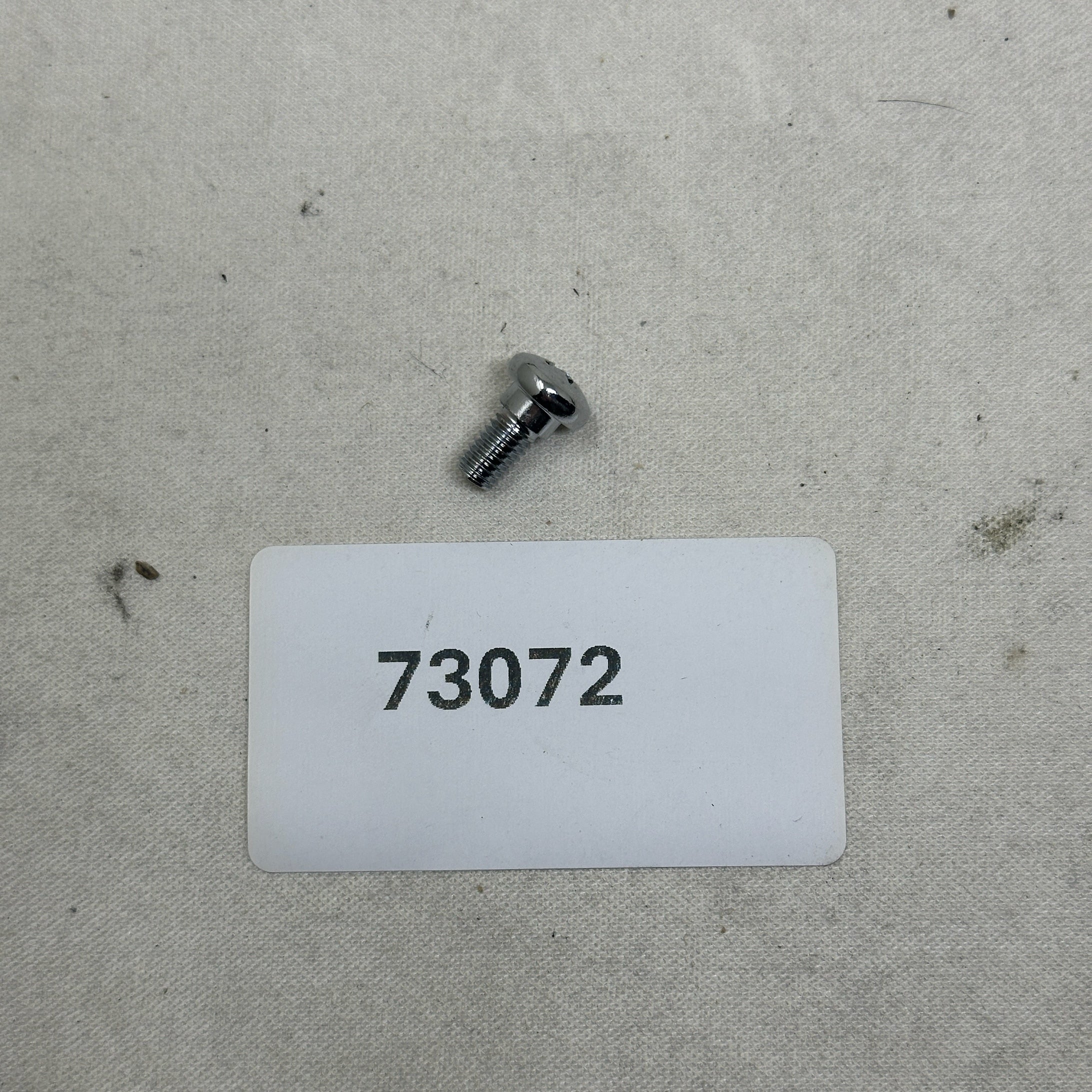 73072 Screw M5x10