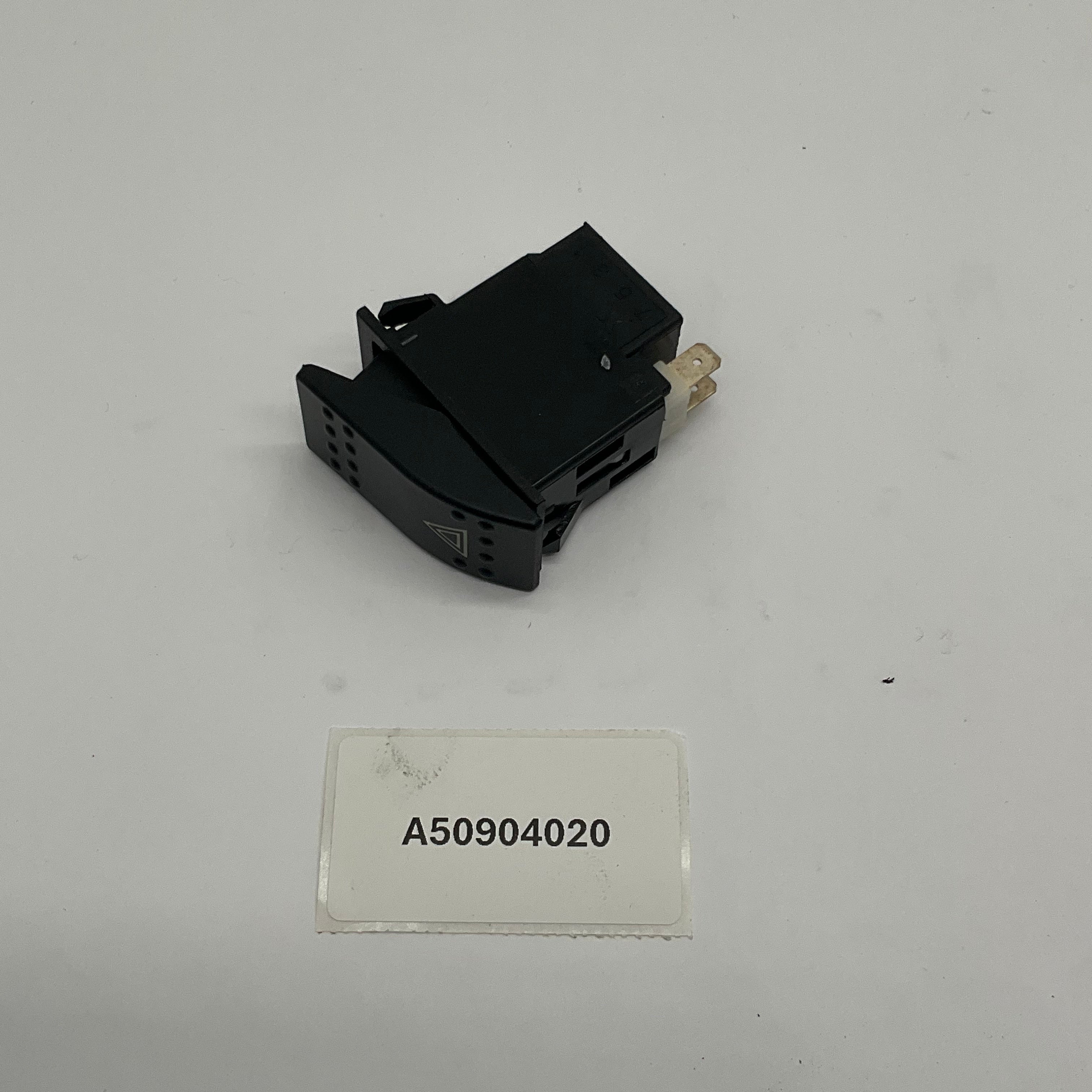A50904020 Double Jump Lamp Switch