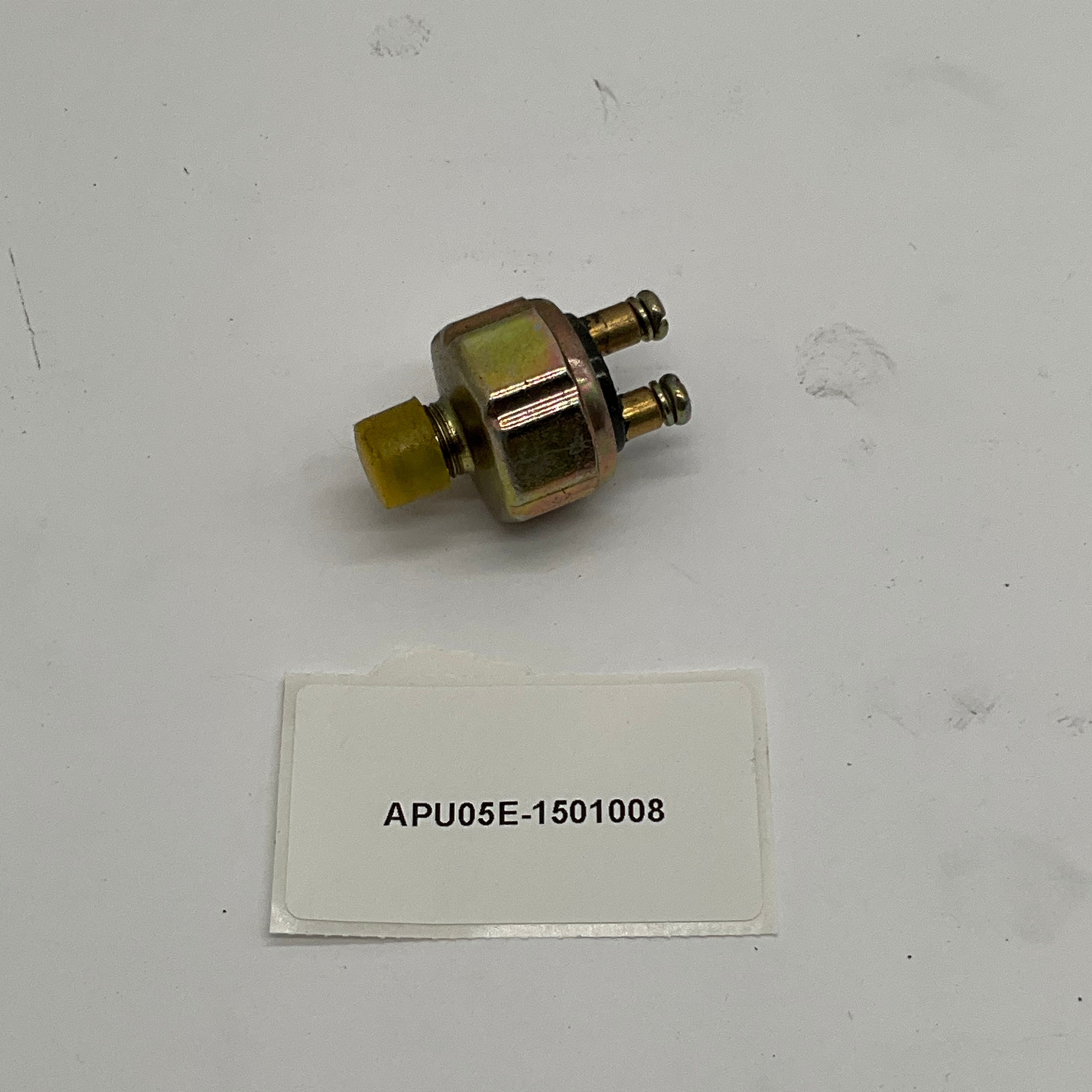 APU05E-1501008 Hydraulic Induction Switch