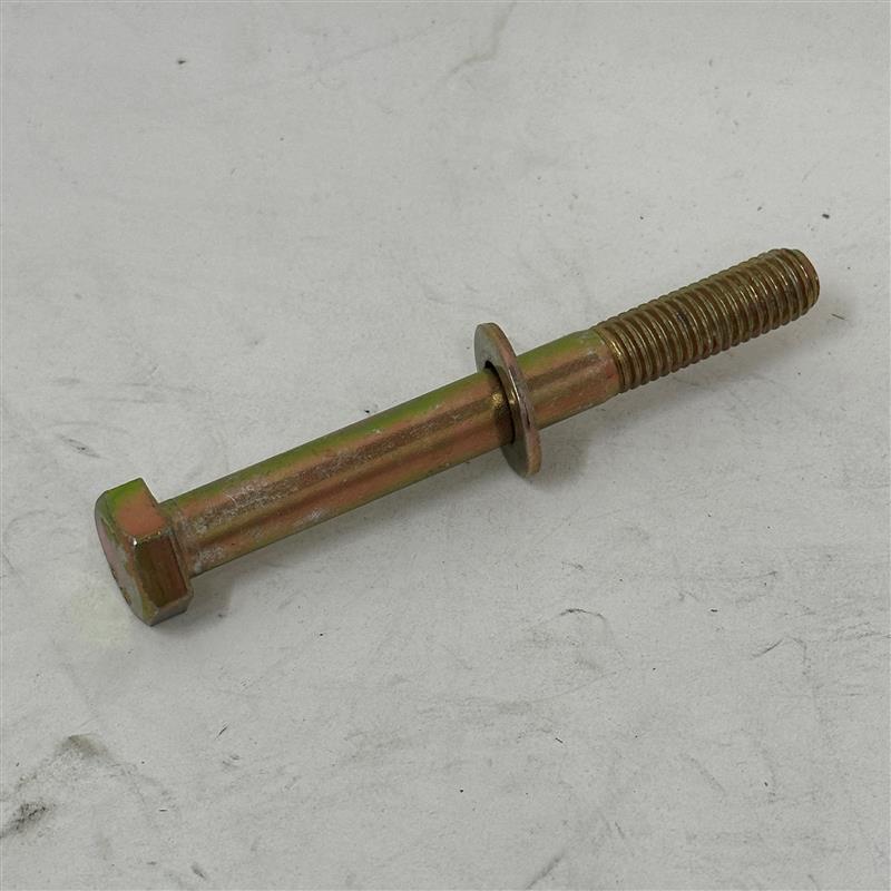 AW2509012-036 Protruding bolt on rear leaf spring