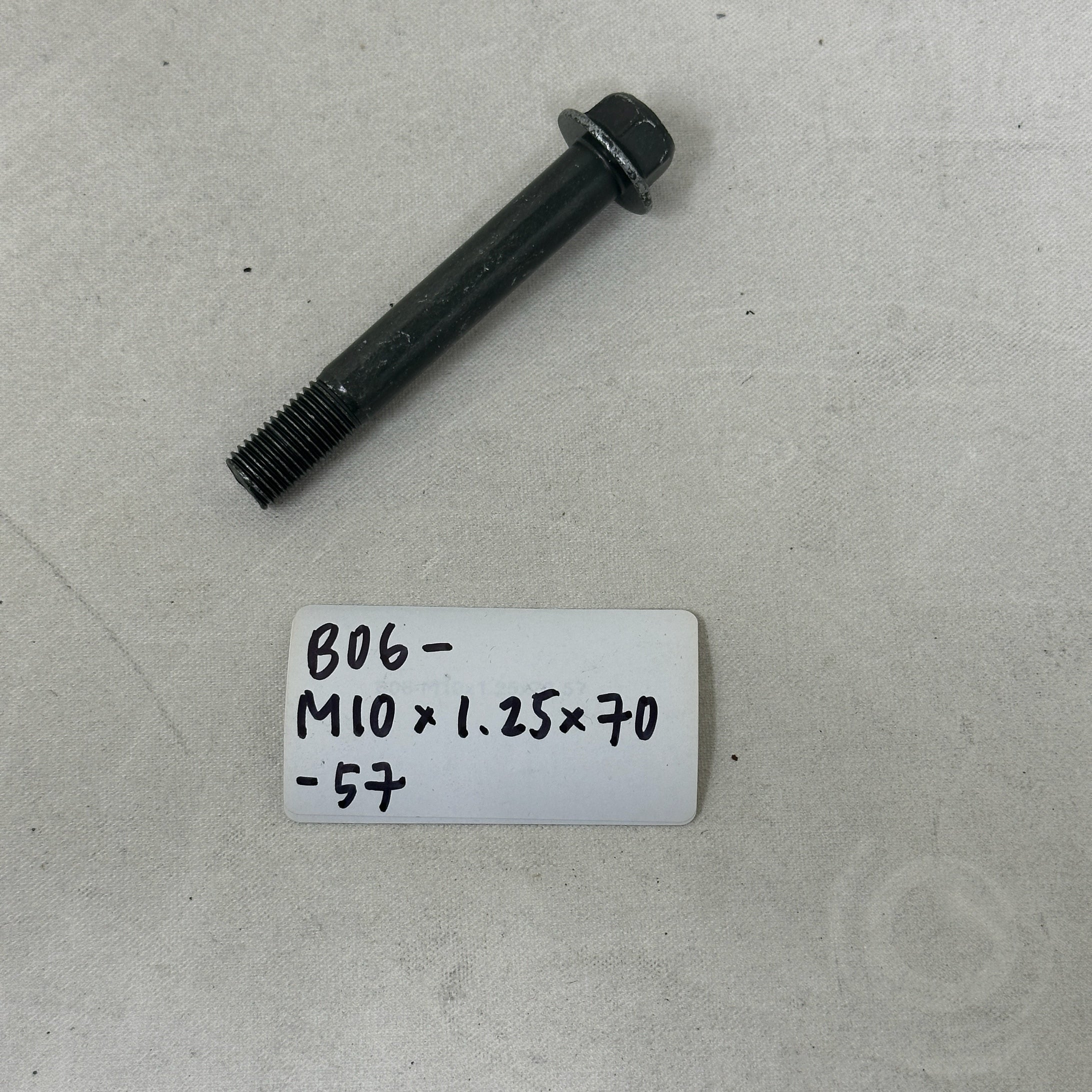 B06-M10x1.25x70-57 Hex Flang Bolt M10x1.25x70-57