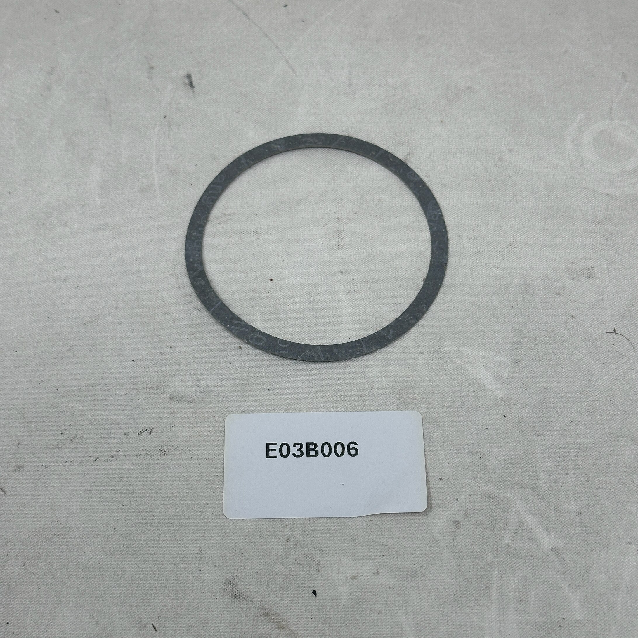 E03B006 Left Cover Gasket (Cylinder Head)