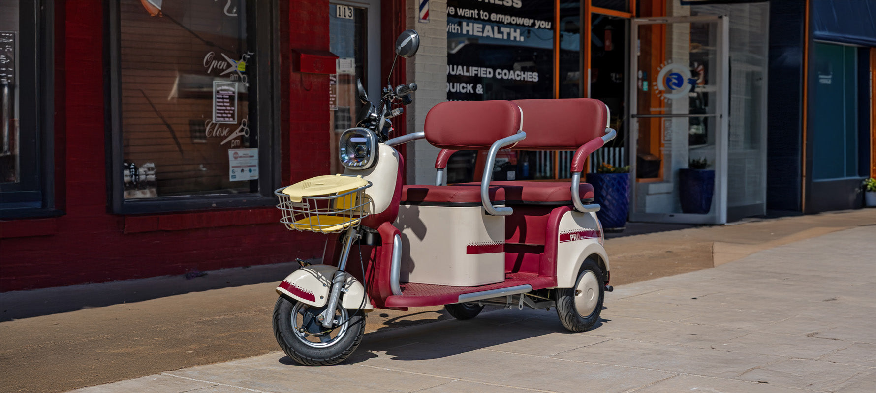 EXPLORE THE MGC E-TRIKE MINI